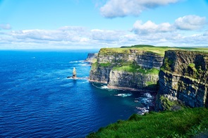 Cliffs of Moher Image by NakNakNak from Pixabay